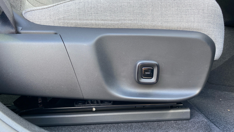 Volvo EX30 200kW SM Extended Range Ultra 69kWh 5dr Auto Electric Estate